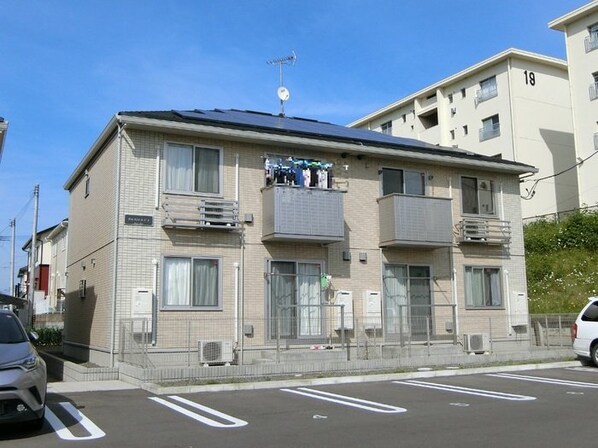 ウエストヒルズ Iの物件外観写真